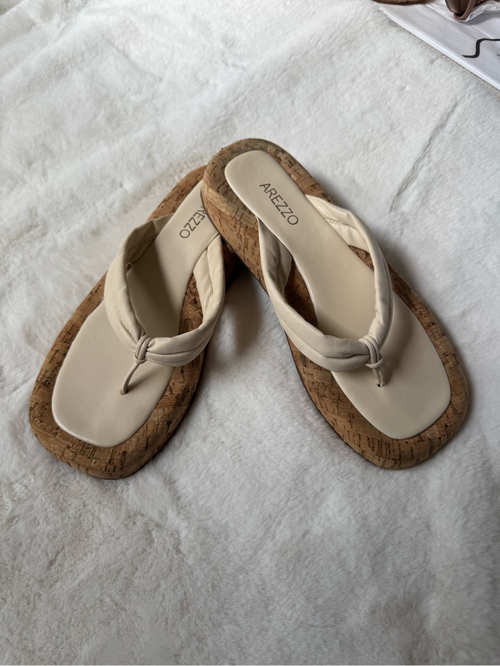 Arezzo Cream Cork Thong Sandals — Women's Comfortable Flip Flops Size 40 (9)